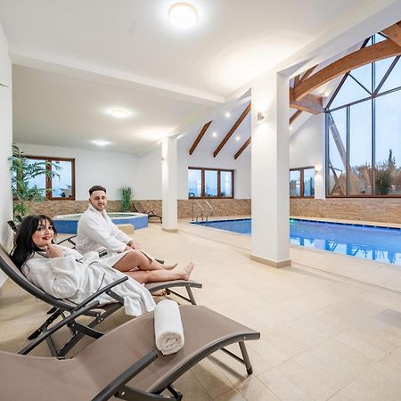 Kaniowka Ski Resort- Relaks W Gorach Z Basenem, Sauna I Jacuzzi Białka Esterno foto