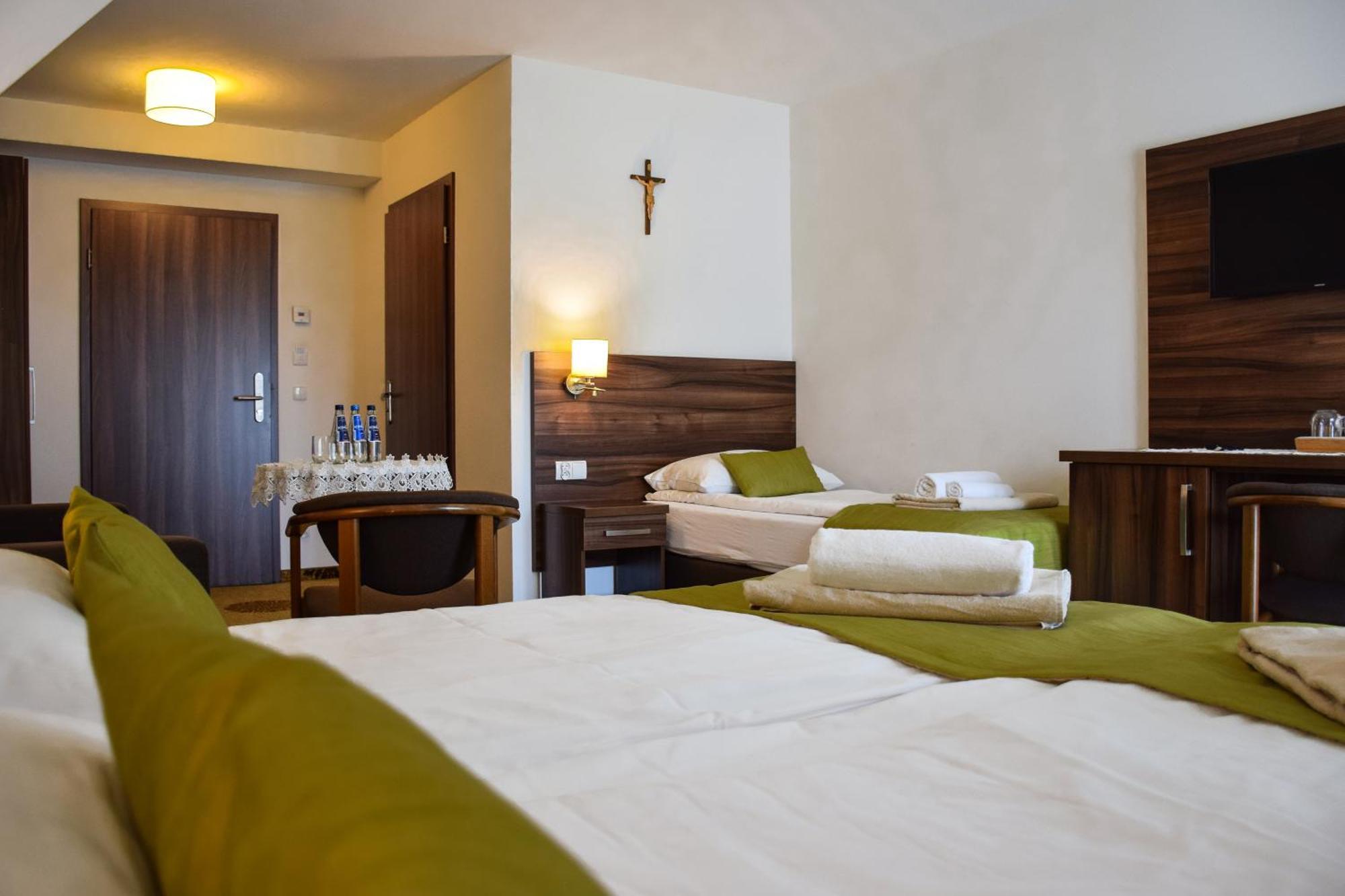 Kaniowka Ski Resort- Relaks W Gorach Z Basenem, Sauna I Jacuzzi Białka Esterno foto