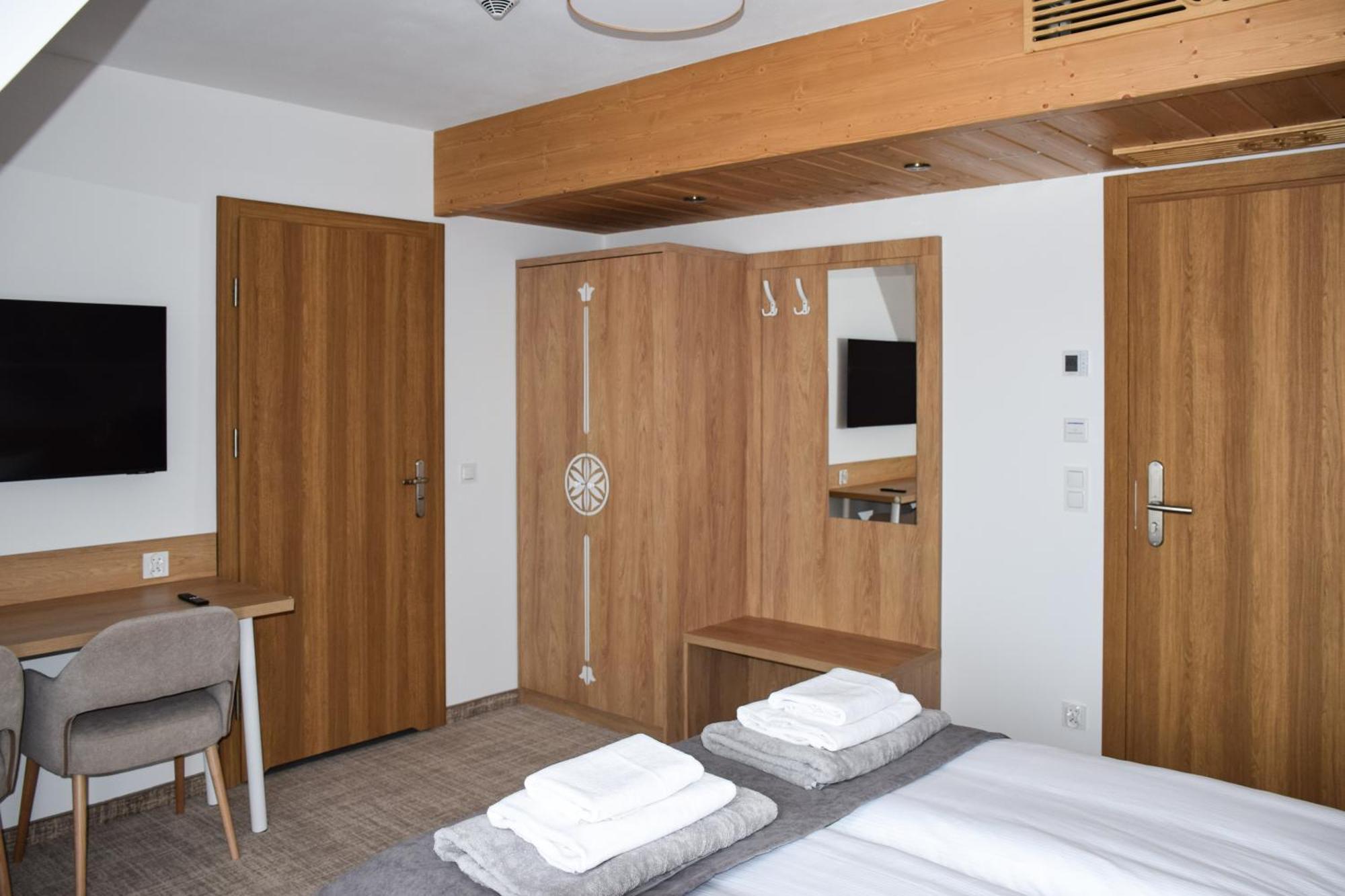 Kaniowka Ski Resort- Relaks W Gorach Z Basenem, Sauna I Jacuzzi Białka Esterno foto