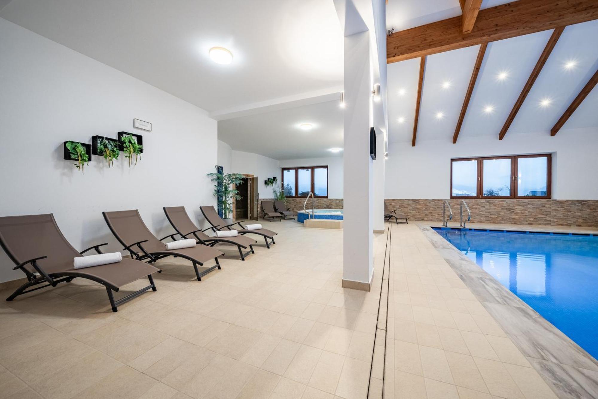 Kaniowka Ski Resort- Relaks W Gorach Z Basenem, Sauna I Jacuzzi Białka Esterno foto